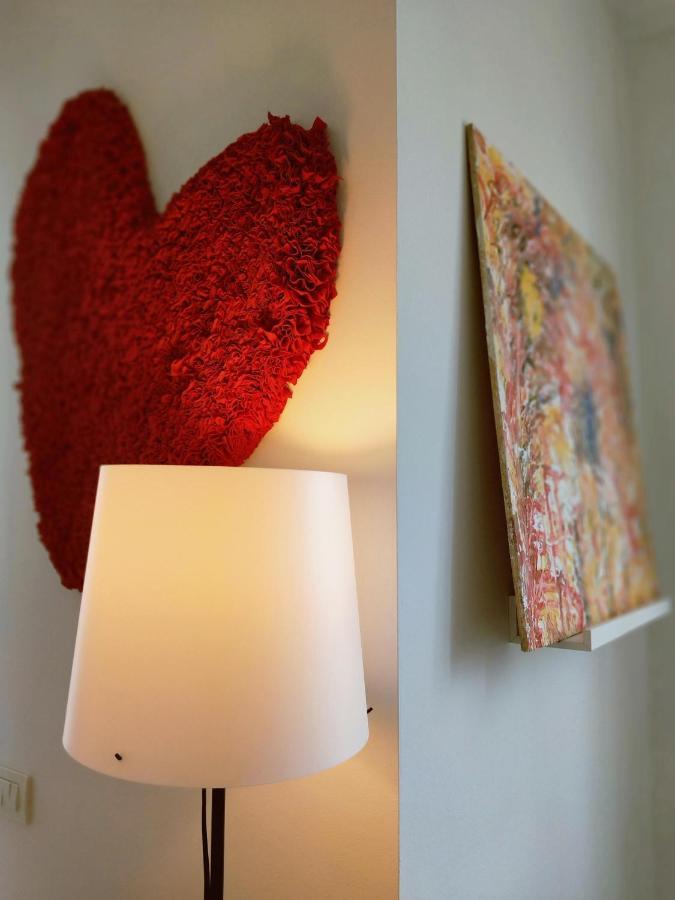 La Casa Del Cuore - Luxury Apartment Olgiate Comasco Bagian luar foto