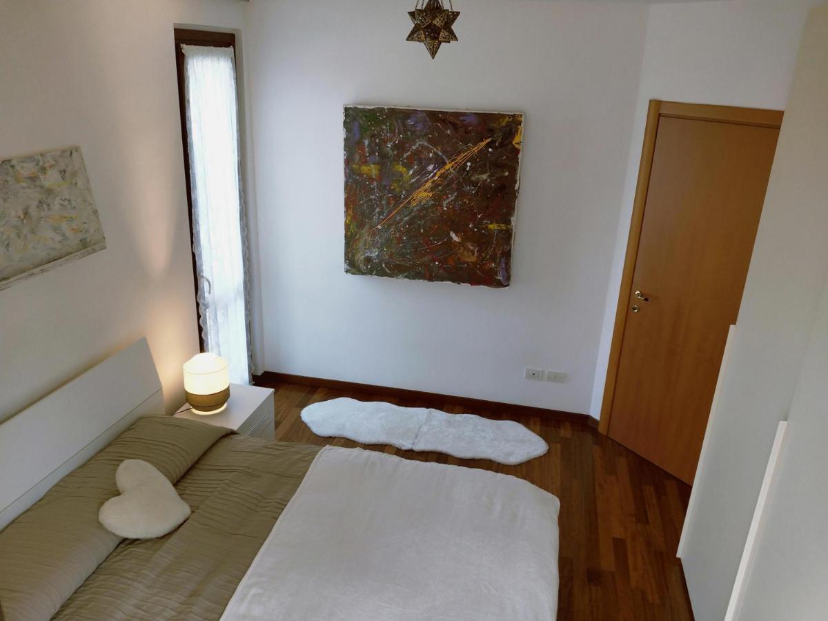 La Casa Del Cuore - Luxury Apartment Olgiate Comasco Bagian luar foto